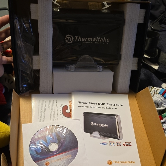 Silver River DUO Enclosure - Black - Picture 2 of 3